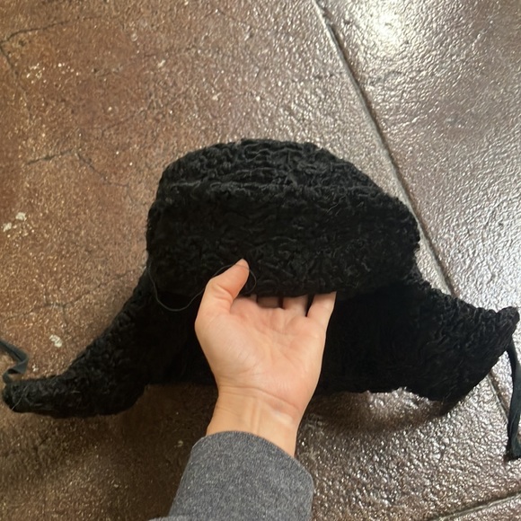 Lambs fur vintage hat - Picture 7 of 8